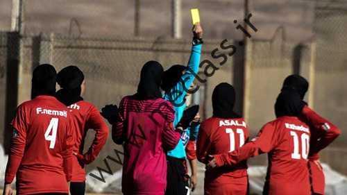 سکوت و بی تفاوتی؛  درآمد دختران فوتبالیست