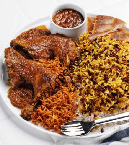 طرز تهیه زرشک پلو با مرغ در سس پرتقال