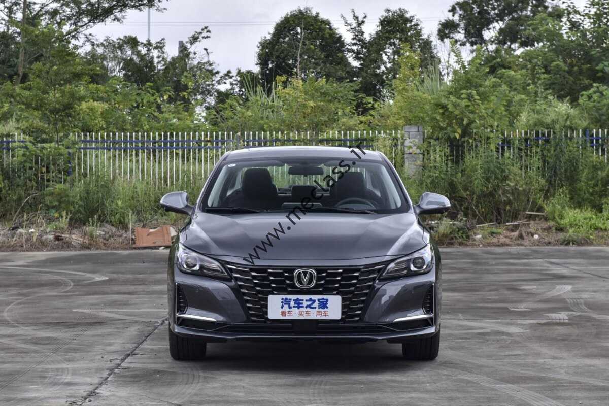 چانگان CC 2022، یک کپی از سدان هیوندای